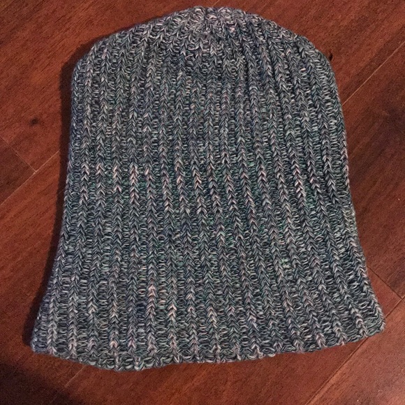 Love Your Melon teal blue Ribbed Beanie hat NWOT - Picture 2 of 4